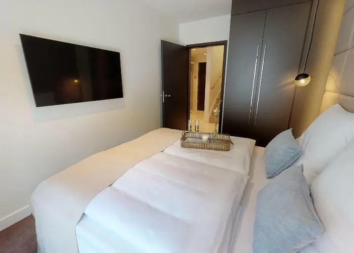 White Pearl 0.02 Apartment *